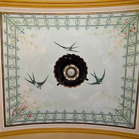 33 3* Karlovy Vary
